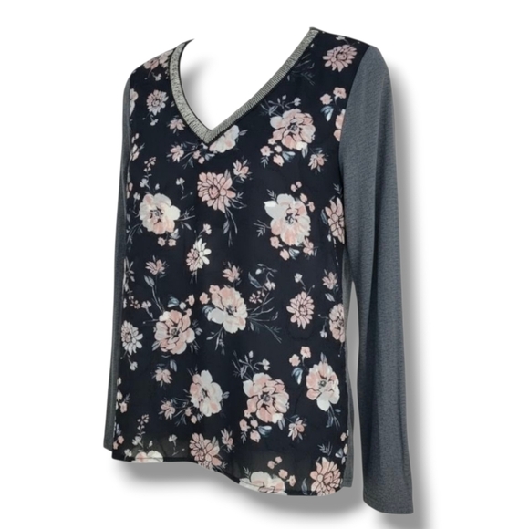 Maurices women's beaded v-neck Floral long sleeve Blouse - small - Picture 8 of 9